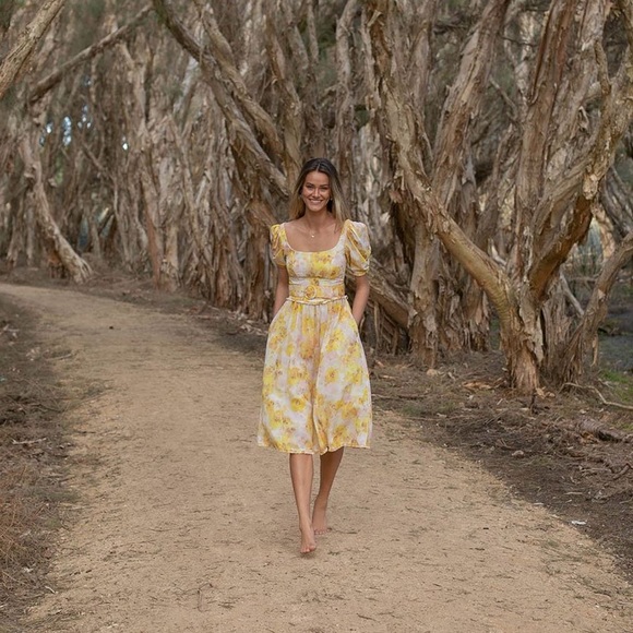 For Love And Lemons Dresses & Skirts - For Love & Lemons Zinna Midi Dress in Lemonade